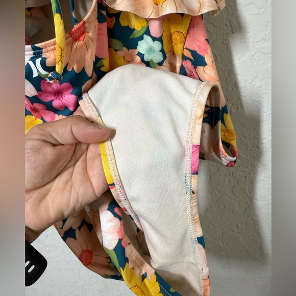 Hurley Floral Cutout One Piece Swimsuit Size XL - Picture 8 of 8